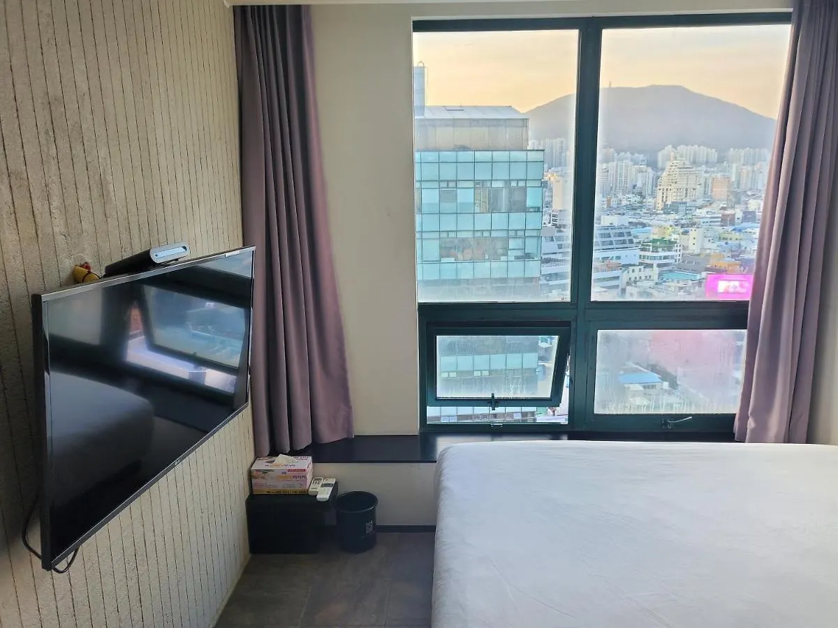 Mini Hotel May Nampo Busan 2*,  South Korea