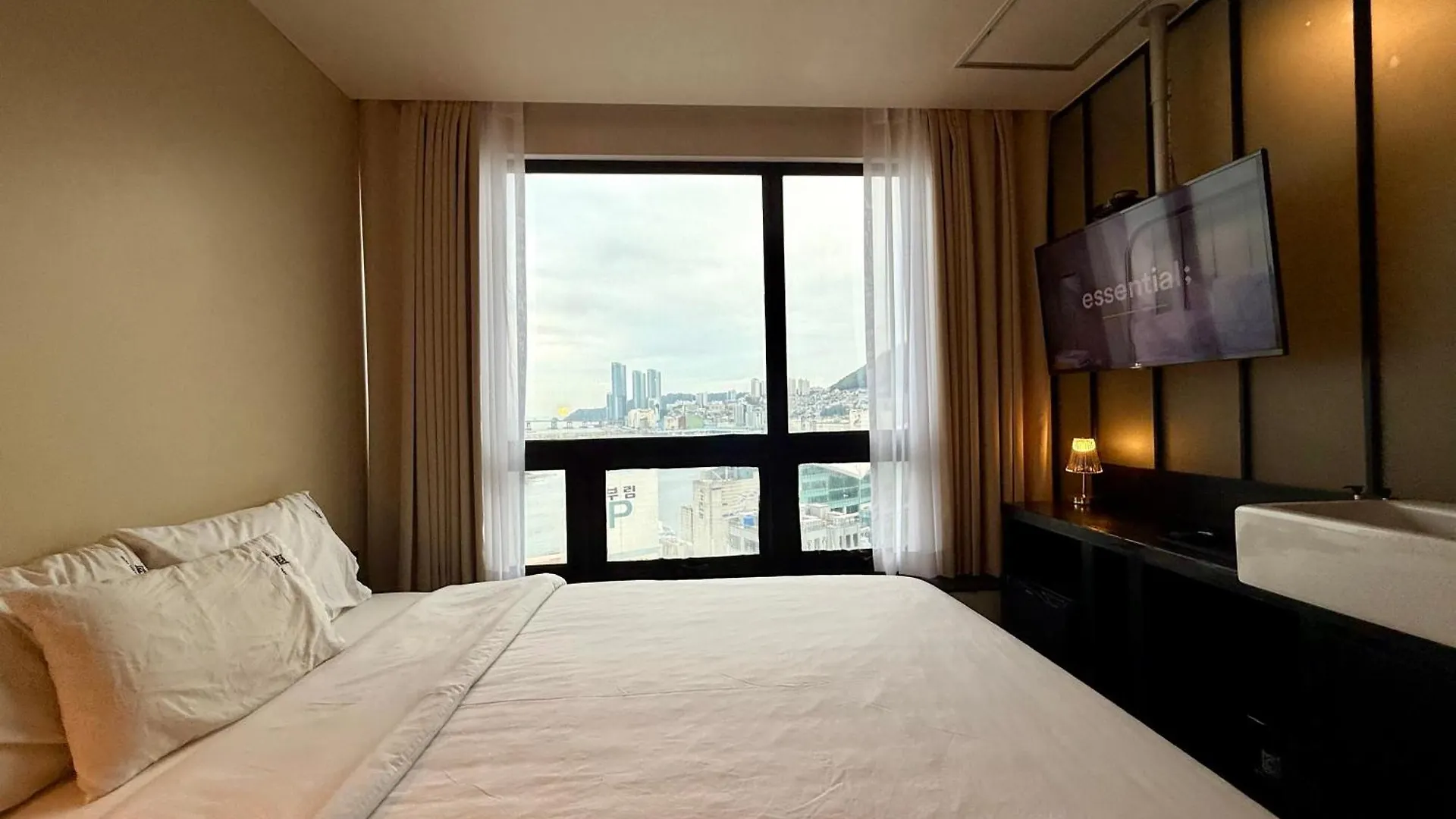 Mini Hotel May Nampo Busan 2*,  South Korea