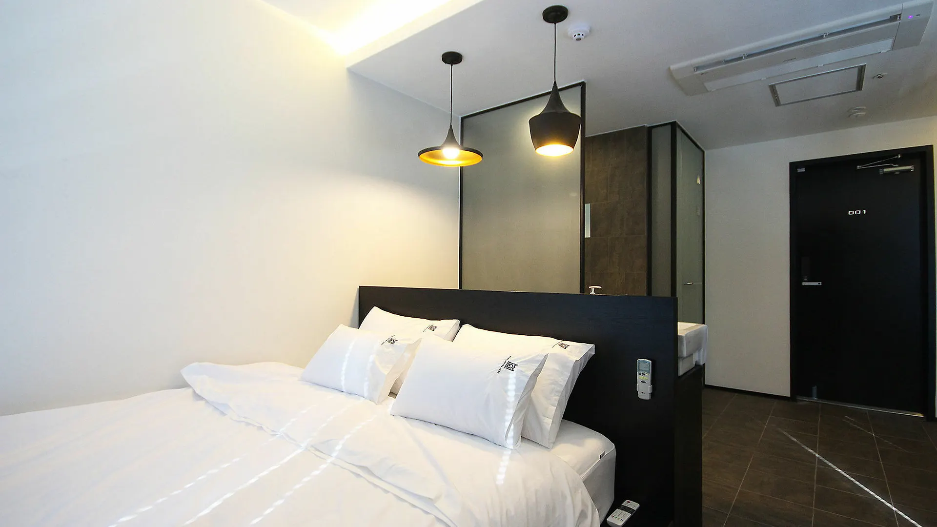 Mini Hotel May Nampo Busan 2*,  South Korea